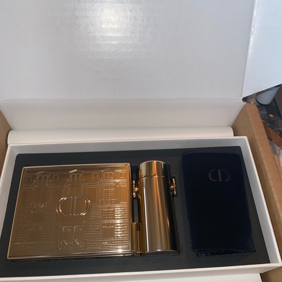 **SOLD**DIOR LIMITED EDITION Cross body bag Holiday 21’ Rouge gift set - Picture 6 of 7